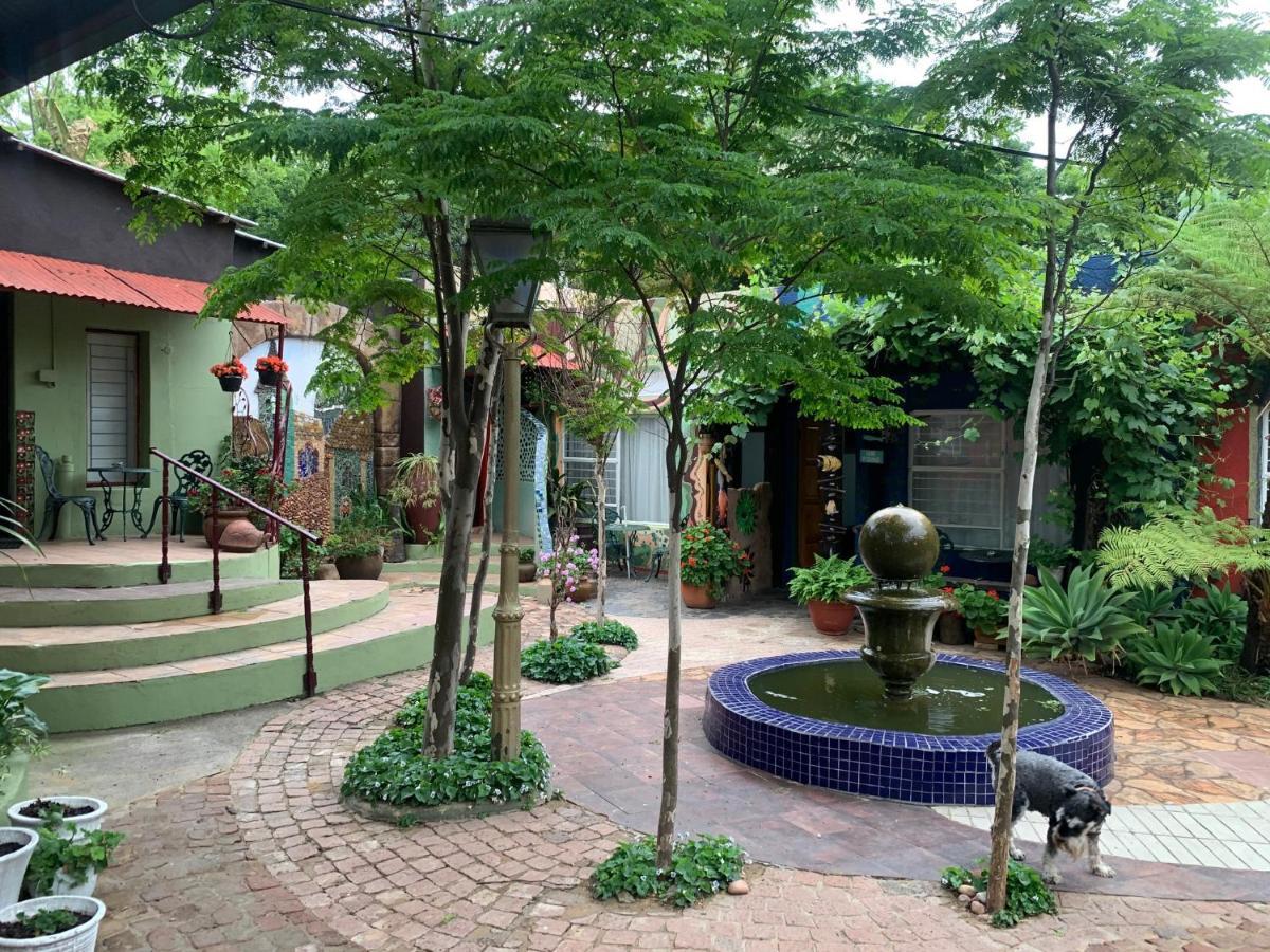 Rabbit Hole Hotel Johannesburg Exteriör bild